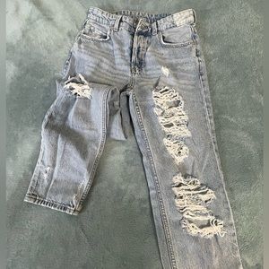 H&M Boyfriend Low Waist Jeans! Size 2.
